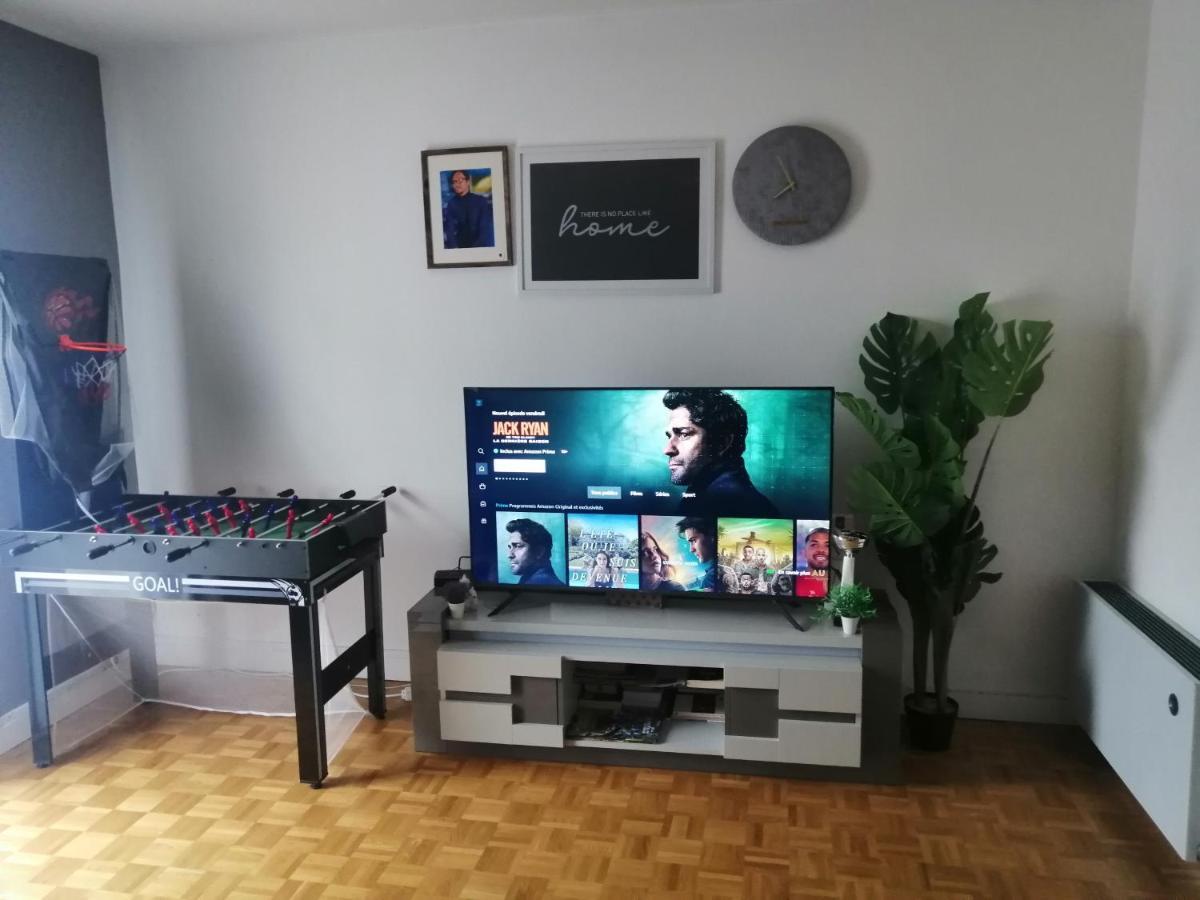 Chambre Dans Appartement A Niort Extérieur photo