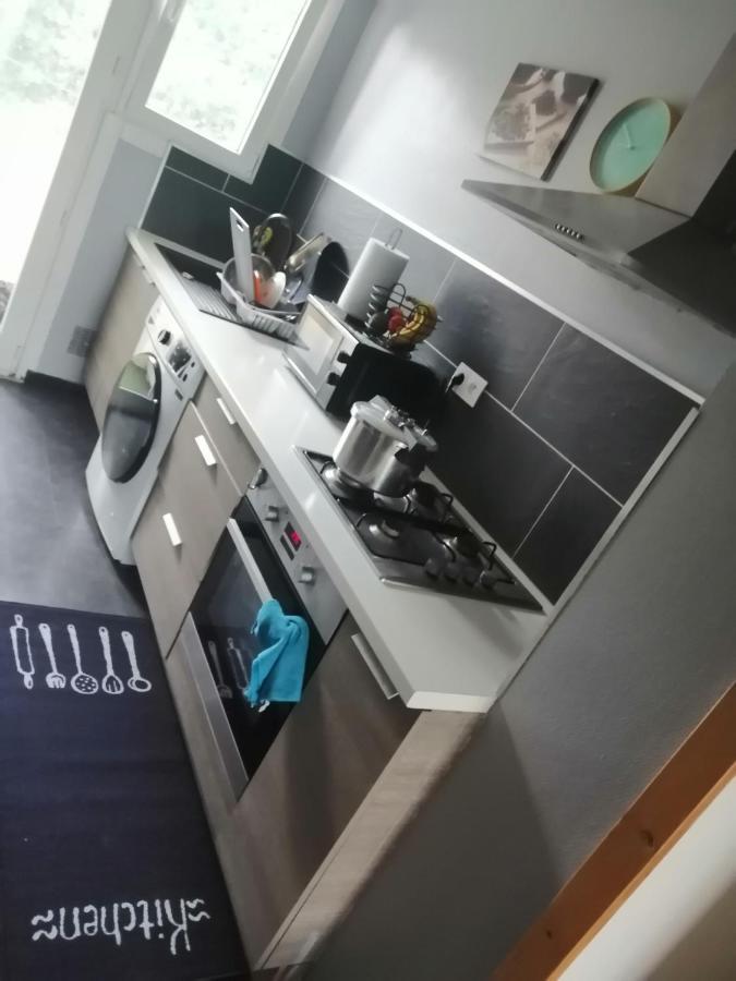 Chambre Dans Appartement A Niort Extérieur photo